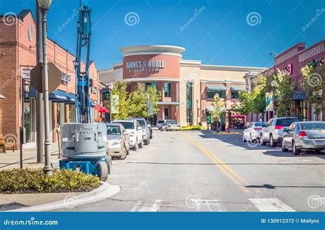 zona rosa mall kansas city.